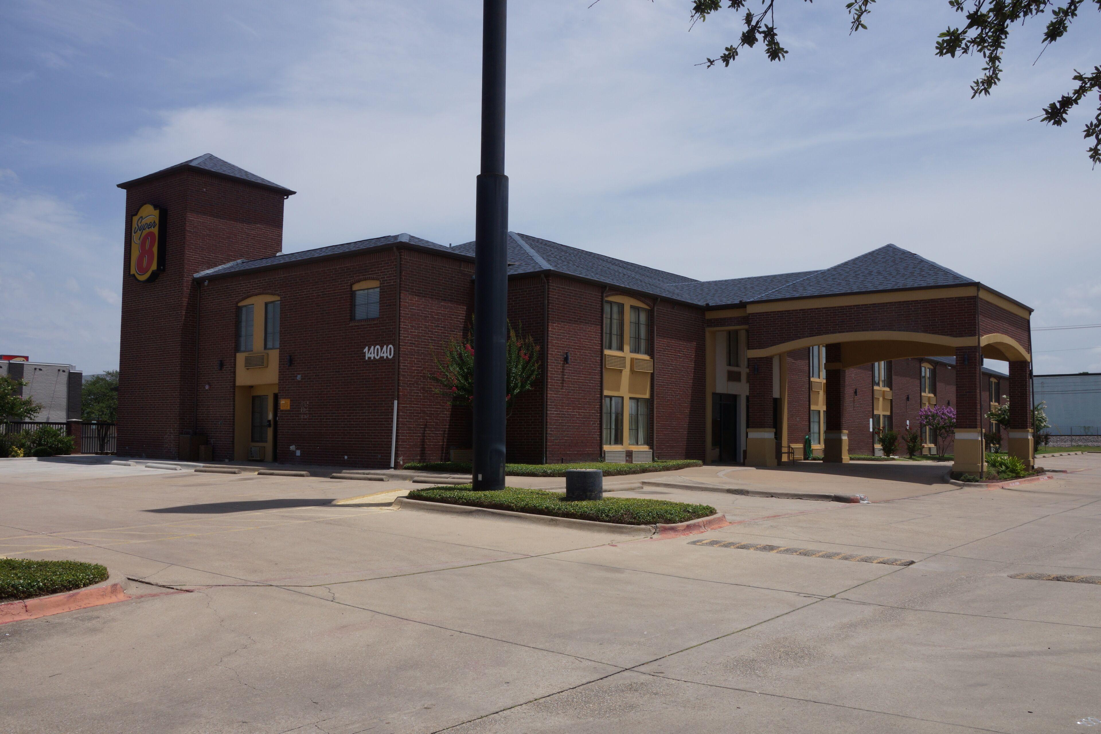 6 Budget Hotels Near Peter Pan Park Dallas Worth Booking