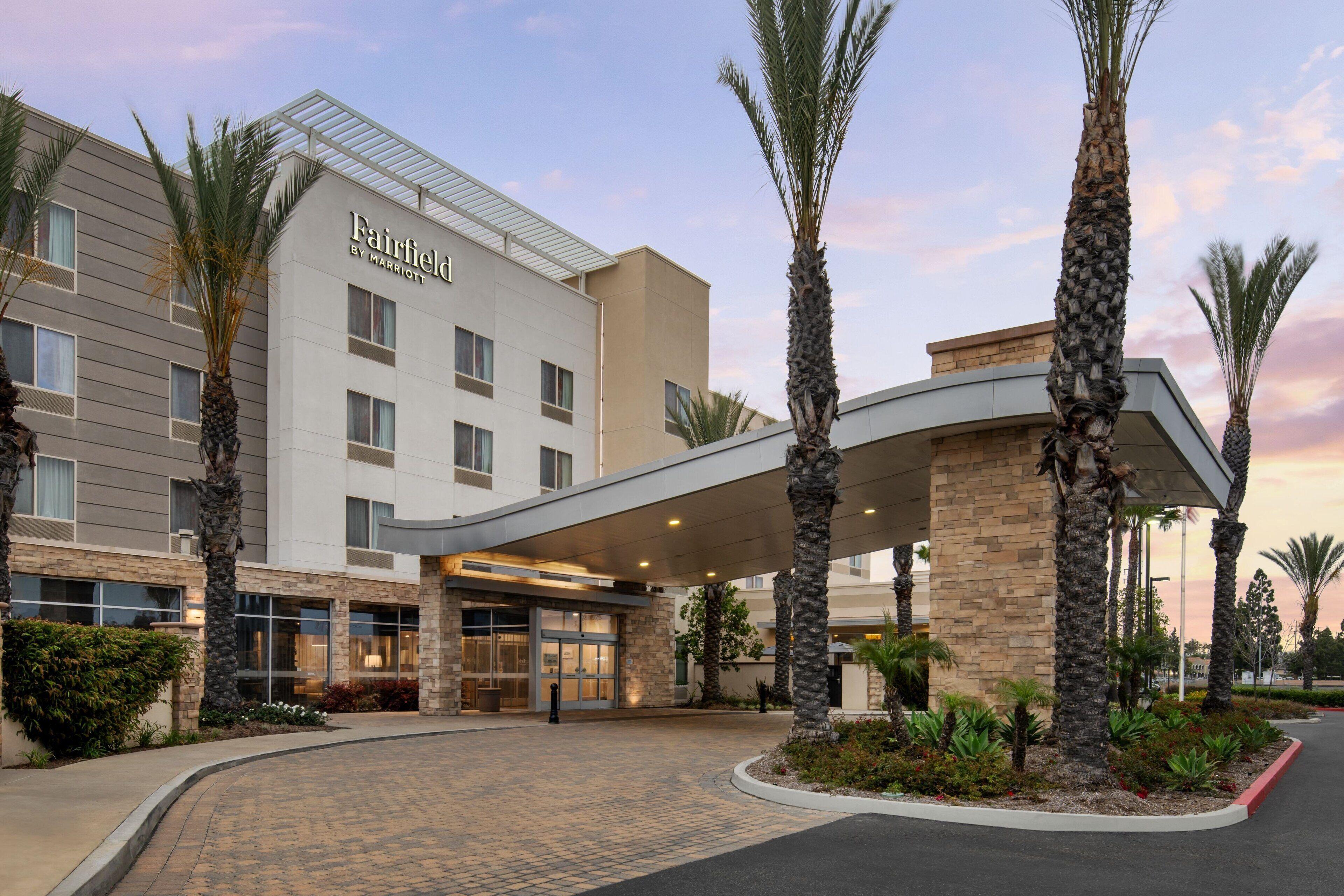 Staying Near Discovery Cube: 6 Business Hotels Compared